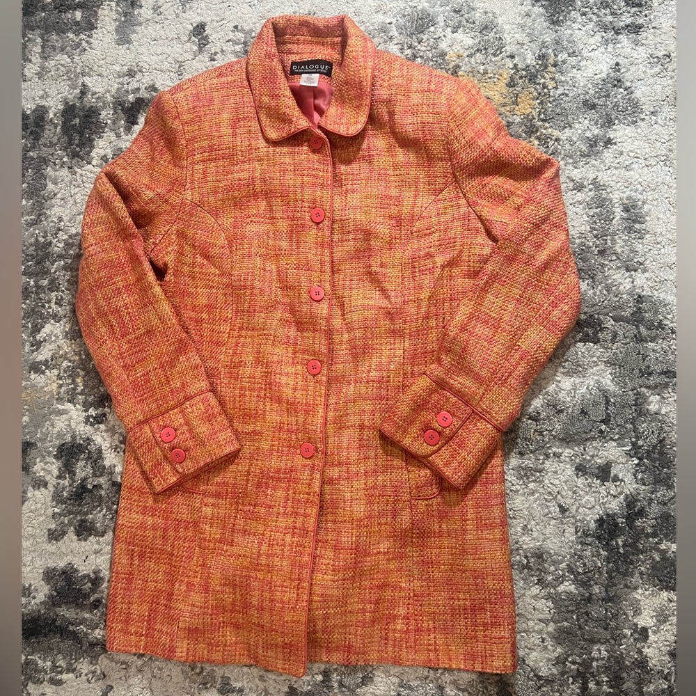 Tweed & Fall colors just seem to work perfectly. Add this to your wardrobe.